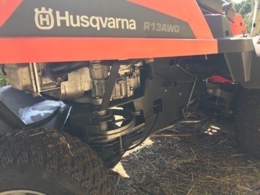 ハクスバーナ 乗用芝刈機 値下げしました