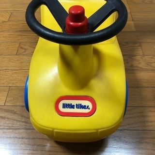 リトルタイクス黄色い車