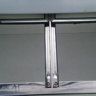 263リットル 冷凍ショーケースですよ♪