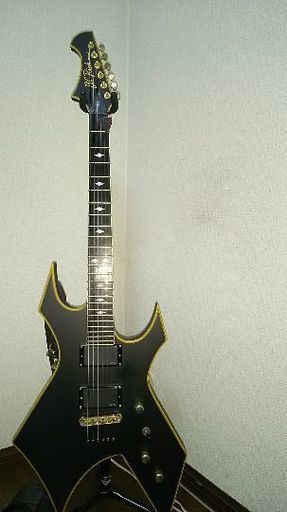 さらに値下げ！ＨＲやメタルに最適！変形ギター！