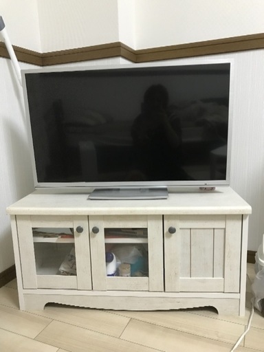 テレビとテレビ台