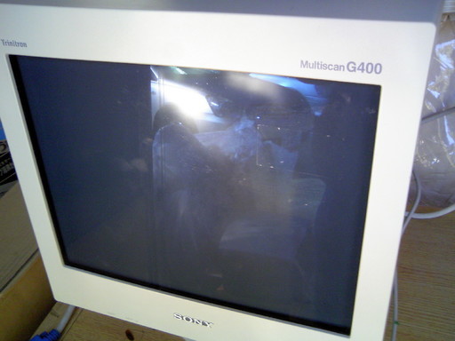 SONY G400  トリニトロンディスプレイ
