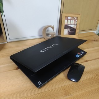 corei3でSSD搭載！ とても美品☆ オシャレなコンパクト薄型VAIO