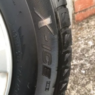 スタッドレスタイヤ 14インチ  ミシュラン アルミホイール付（Aphrodite）