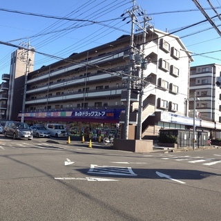 春日井市　事務所・店舗　１階部分