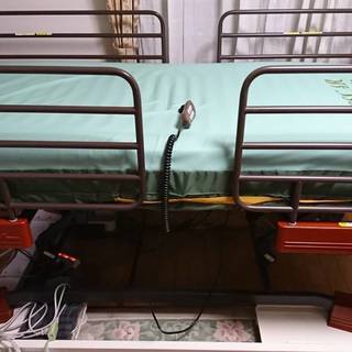 介護ベッド　リクライニング　電動　ベッド　
