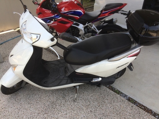 ホンダLead110リード110原付２種　スクーター
