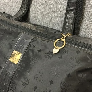 MCM エムシーエム 黒ナイロン でかトートバッグ | faculdadeuninorte