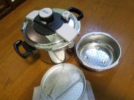 中古ティファール 圧力鍋 6L  4~6人用 ワンタッチ開閉   ミニット イージー ルビーレッド  T-fal