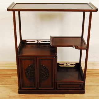 8905 唐木 花梨 飾り棚 違い棚 茶棚 茶箪笥 透かし彫り 高さ90cm 幅