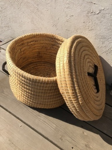 縄編み 蓋つき籠