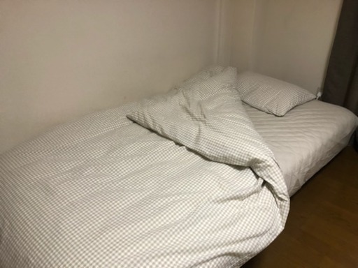 無印良品 脚付マットレス シングルベッド 枕付き