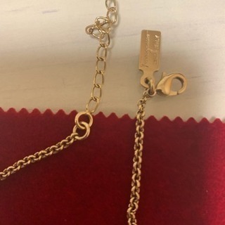 フェラガモ ネックレス レディース