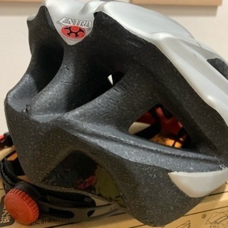 OGKの自転車用ヘルメット