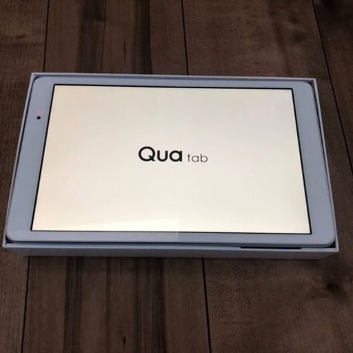 au HWT31 ファーウェイ タブレット