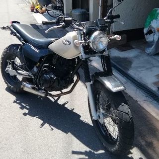 TW200部品取り車、15000円。書類あります。新品社外メーターも、