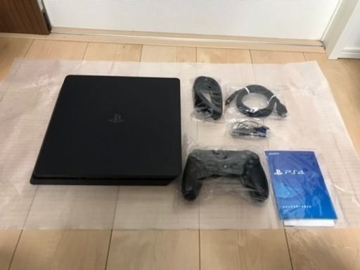 PS4 ほぼ未使用 発送対応します おまけあり