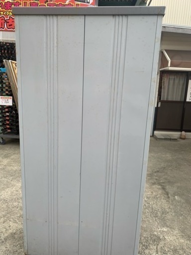 ☆中古品 イナバの物置 鍵付き 横900x奥750x高1870☆
