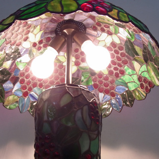 ステンドグラス テーブルスタンドライト ランプ アンティーク調 E26 市内限定 南12条店 