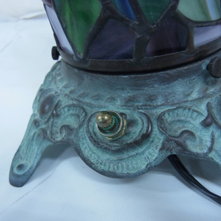 ステンドグラス テーブルスタンドライト ランプ アンティーク調 E26 市内限定 南12条店 