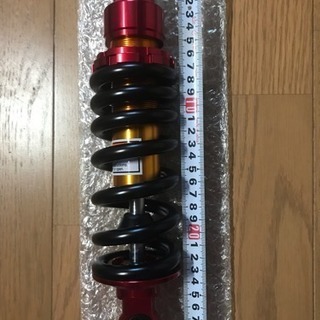 新品!!汎用リアサスペンション265mm