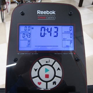 札幌市 清田区 状態良好!!Reebok/リーボック フィットネスバイク ONE GB50 RVON-10401BK エアロバイク キャスター付 動作品