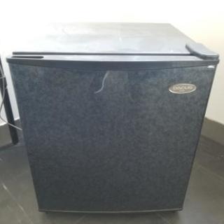 1000円 ４５L 小型電気冷蔵庫 ダカス DFR-B045 
