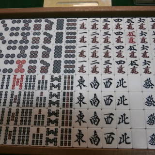 中古品 来店引取歓迎 メンテ済 全自動麻雀卓 アモス マーテル - 相模原市