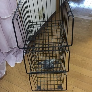 三段キャリー 荷物置きに ラック