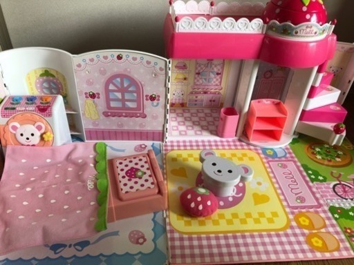メルちゃんのいちごのおうち デラックスセット レノ 名古屋のおもちゃ ままごと の中古あげます 譲ります ジモティーで不用品の処分 メルちゃんのいちごのおうち デラックスセット レノ 名古屋のおもちゃ ままごと の中古あげます 譲ります ジモティーで不用品の処分