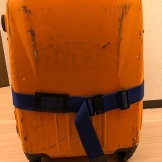 中古 スーツケース オレンジ スーツかけれます