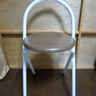 新品未使用！折りたたみ式パイプ椅子