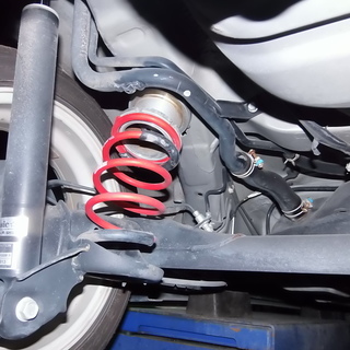 ☆車高短にできます。RS-R　TI2000 アジャスター 車高調 ダイハツ　L375 385　タント　タントカスタム　！