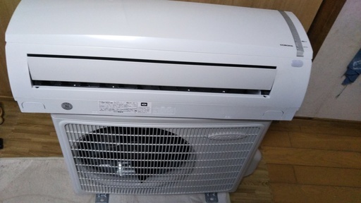 コロナ 2018年 冷暖房エアコン　CSH-N2218R(室内機）、C0N-N2218R(室外機)　　美品