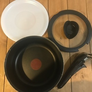 T-fal 鍋セット（18センチ）
