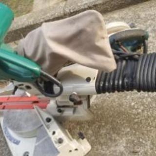 日立。レーザー付き押し切りＣ8ＦＳＨとおまけ造作丸ノコ！