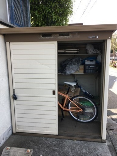 交渉中 ヨド物置 自転車も収納出来る大型タイプ Taka 調布のその他の中古あげます 譲ります ジモティーで不用品の処分 交渉中 ヨド物置 自転車も収納出来る大型タイプ Taka 調布のその他の中古あげます 譲ります ジモティーで不用品の処分