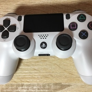 【美品】PS4のコントローラー(ホワイト)