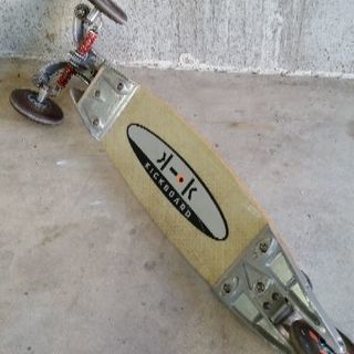 希少 K2 ケーツー 3輪キックボード 希少 K2 ケーツー 3輪キックボード K2 (ケーツー) キックボード