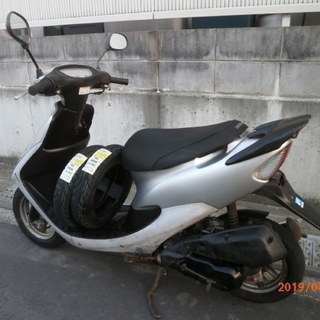 ライブディオ DIO AF34 2スト バッテリー新品 タイヤ2本進呈