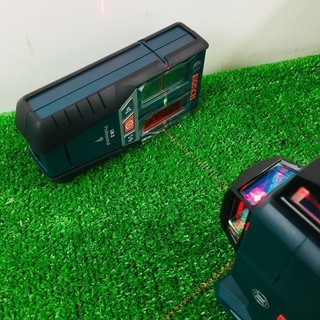 BOSCH(ボッシュ) レーザー墨出し器 GLL3-80P【リライズ野田愛宕店