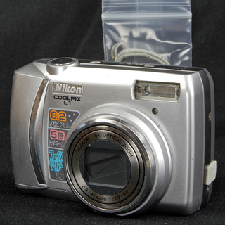 Nikon COOLPIX L1  Used