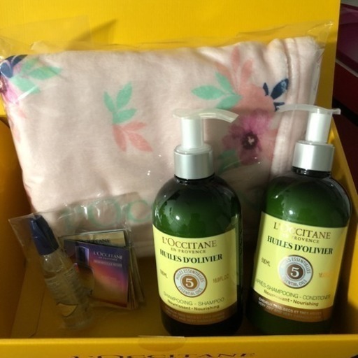 L'OCCITANE ナリッシングシャンプー＆コンディショナー＆ブランケット 他