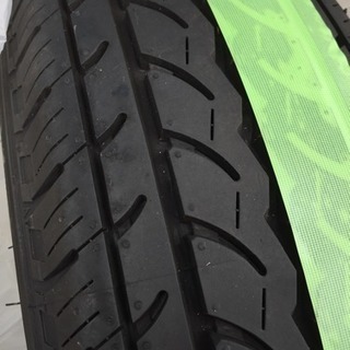 キャラバン タイヤ 美品 