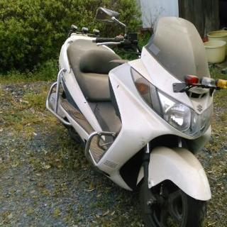 家具 スカイウェイブ400 新車登録です