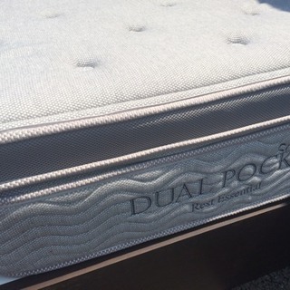 【福岡市　市内近郊限定】セミダブルベッド＆ニトリ マットレス 配送設置込み♬ 福岡市 市内近郊限定】セミダブルベッド＆ニトリ マットレス 配送設置