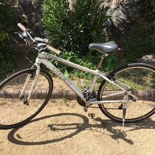 TREK 7.3FX クロスバイク 白 中古品