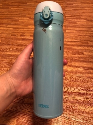 サーモス 水筒 真空断熱ケータイマグ 500ml ちょこ 成城学園前の生活雑貨の中古あげます 譲ります ジモティーで不用品の処分 サーモス 水筒 真空断熱ケータイマグ 500ml ちょこ 成城学園前の生活雑貨の中古あげます 譲ります ジモティーで不用品の処分