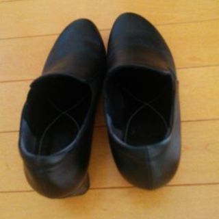 23.5の黒靴3E婦人靴
