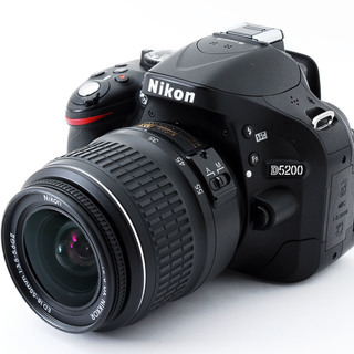Nikon D5200 レンズキット ブラック★極上美品★新品S...
